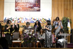 WomenPraise1